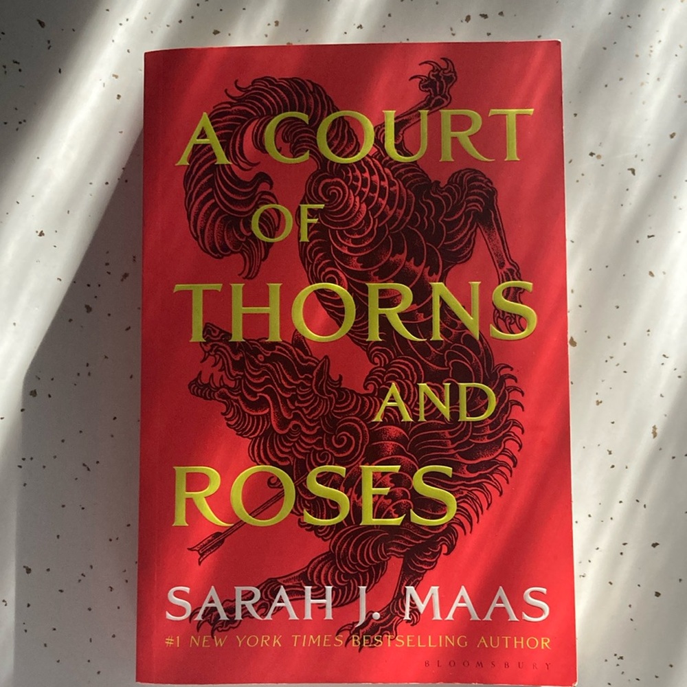 A Court of Thorns and Roses Book